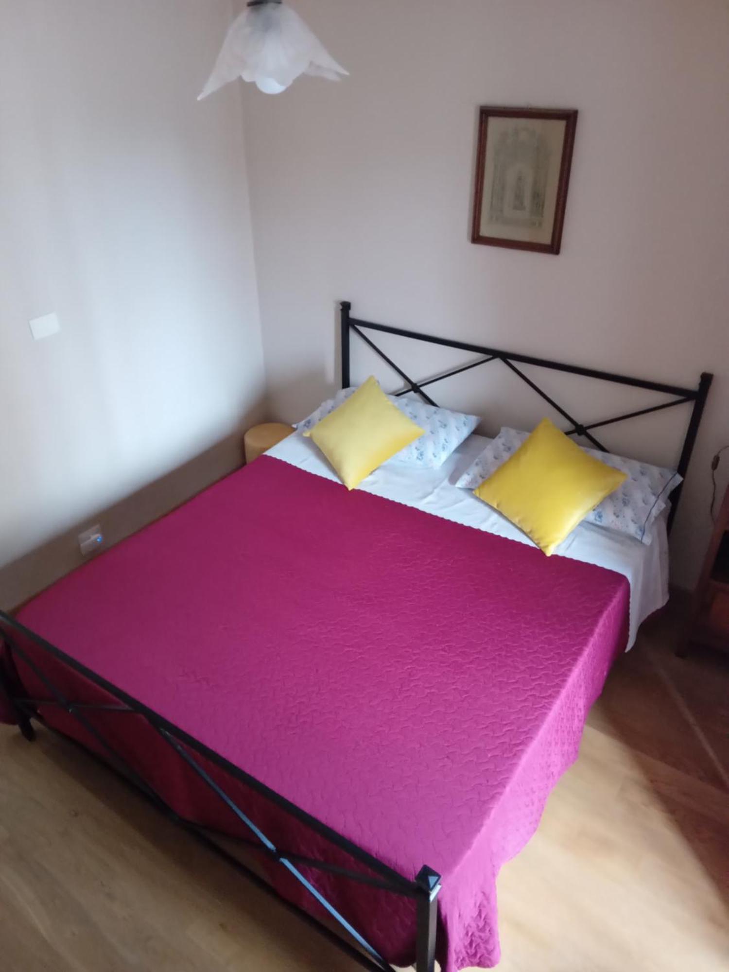 San Nicolo Holiday Home มอนตาลบาโน เอลิโคนา ภายนอก รูปภาพ