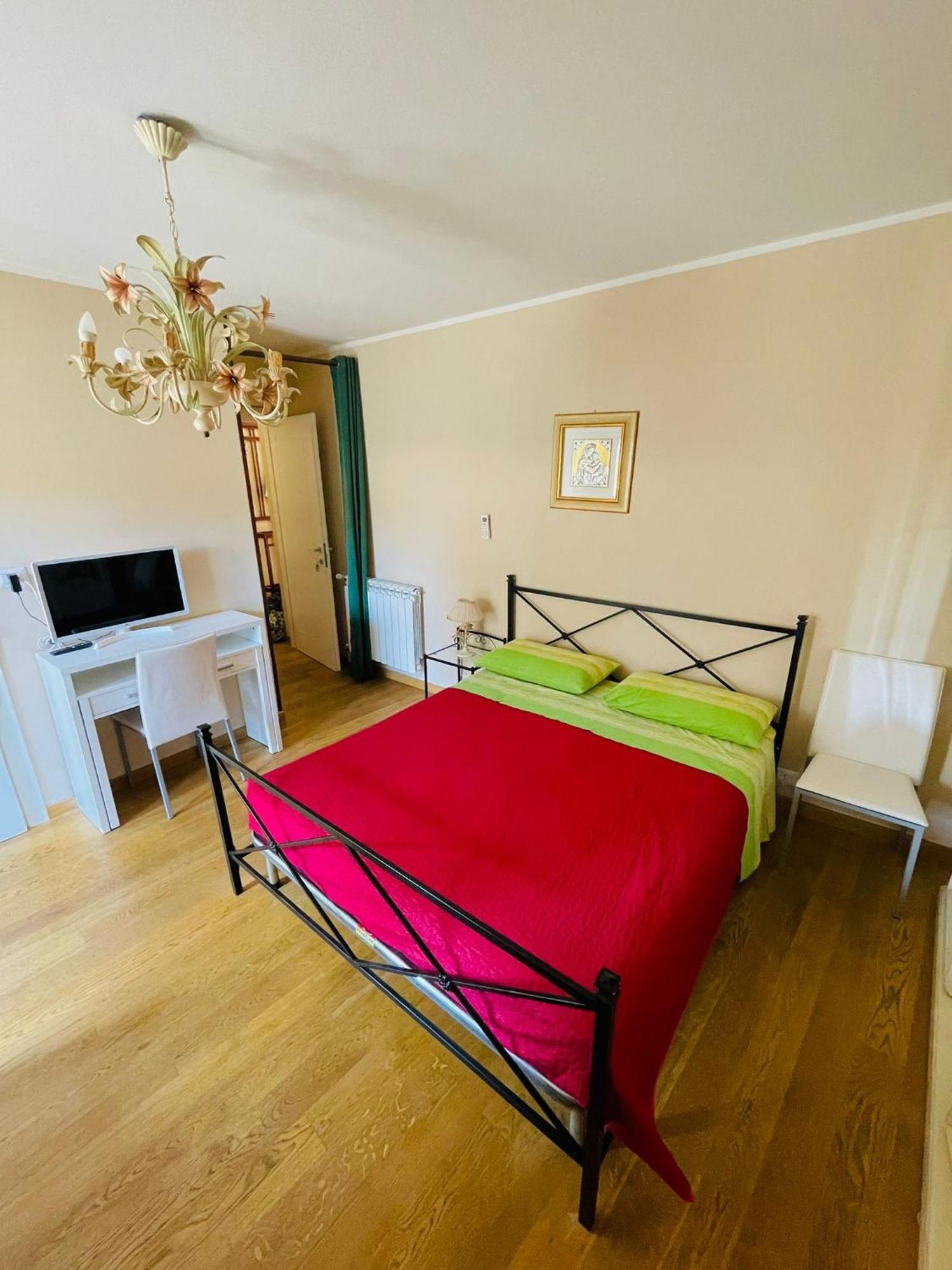 San Nicolo Holiday Home มอนตาลบาโน เอลิโคนา ภายนอก รูปภาพ