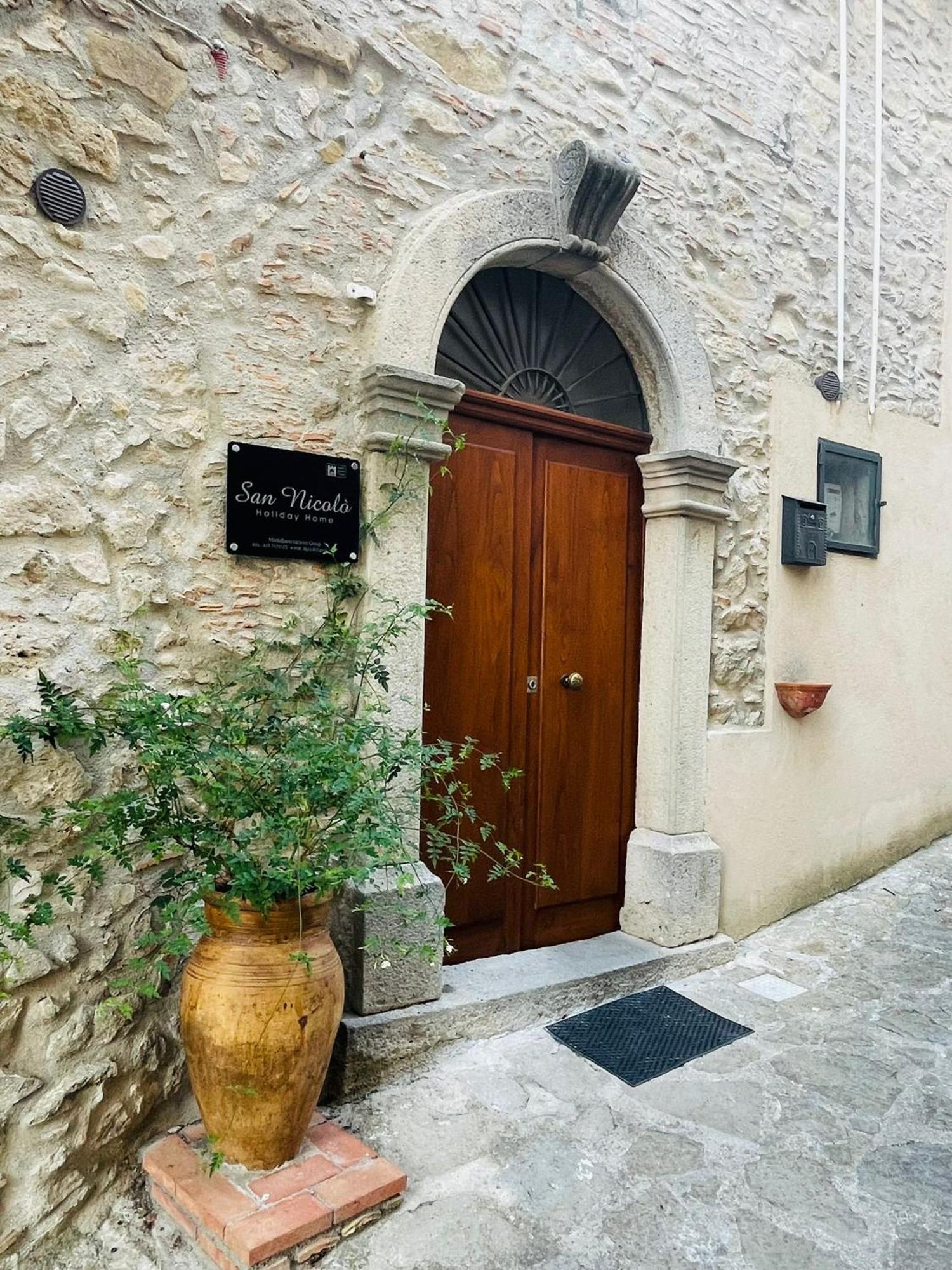 San Nicolo Holiday Home มอนตาลบาโน เอลิโคนา ภายนอก รูปภาพ