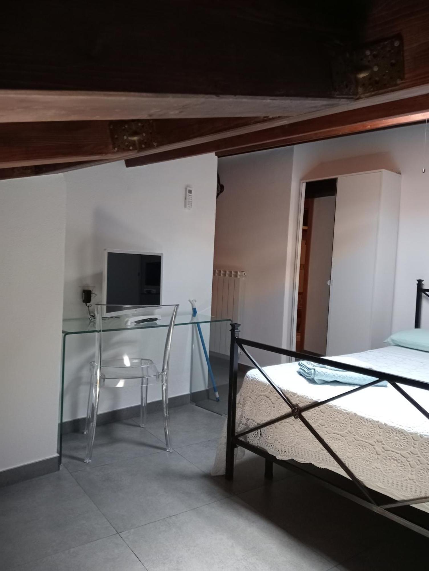 San Nicolo Holiday Home มอนตาลบาโน เอลิโคนา ภายนอก รูปภาพ